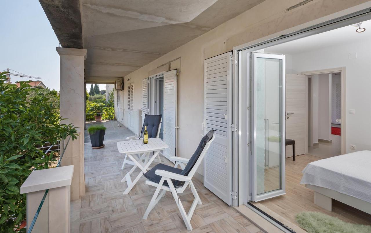 Angela Apartments Dubrovnik Bagian luar foto